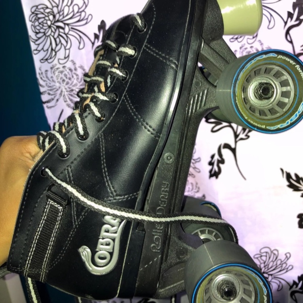 Cobra Skates